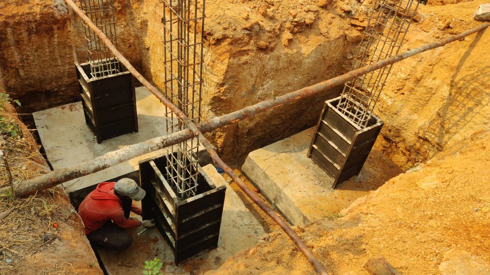 How to Identify and Mitigate the Risks on Construction Sites | Wehouse.in
